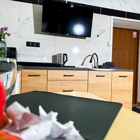 Apartament Kosciuszki 2 By Libertarent Wałbrzych Buitenkant foto