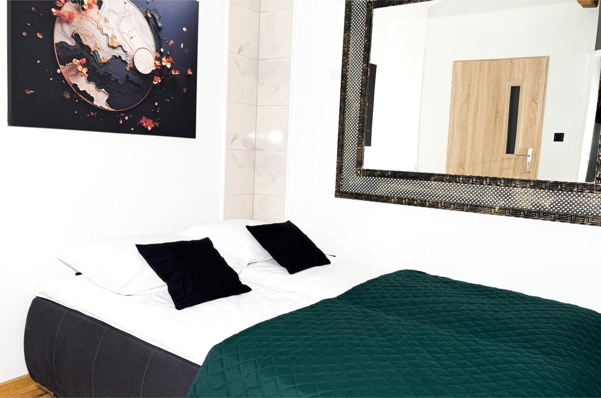 Apartament Kosciuszki 2 By Libertarent Wałbrzych Buitenkant foto